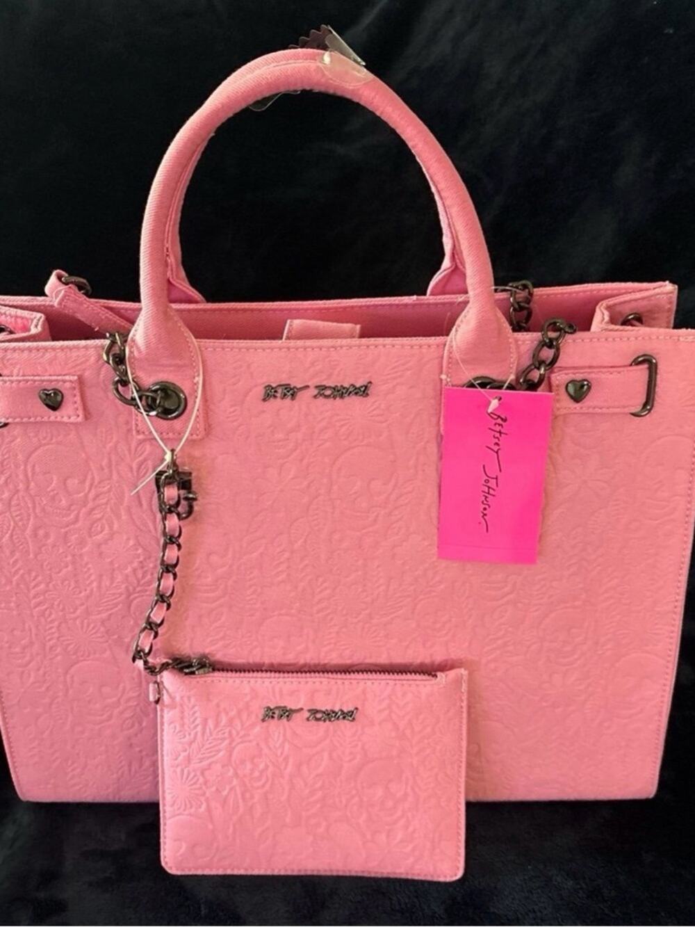 NEW Betsey Johnson XL Pink Skull Embossed Tote Matching Wristlet Pewter hardware